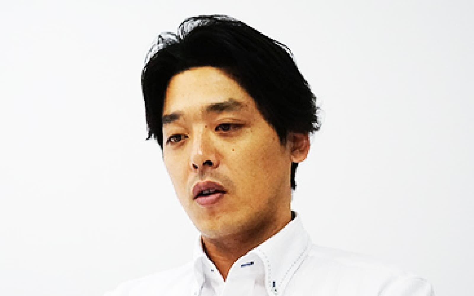 化学品事業本部 情報電子・モビリティー事業部 営業部 顧客に直接会い困りごとを把握し顧客と共に問題解決を行う
